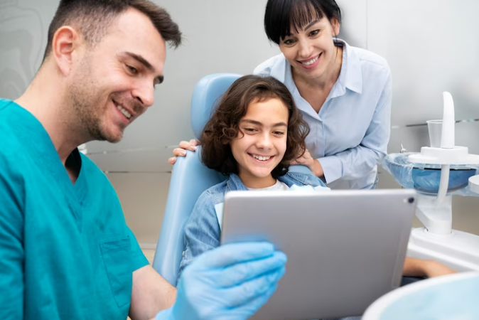 Three Effective Benefits of a Family Dentist You Must Consider