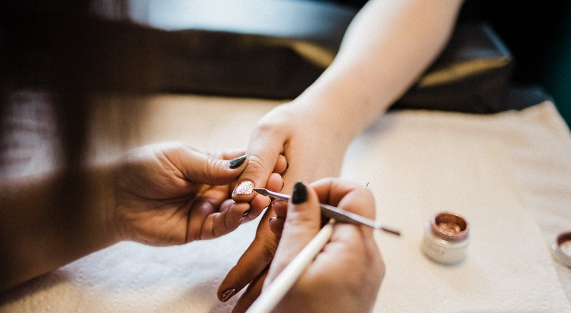 The Ultimate Guide to Choosing the Perfect Nail Salon for Your Needs