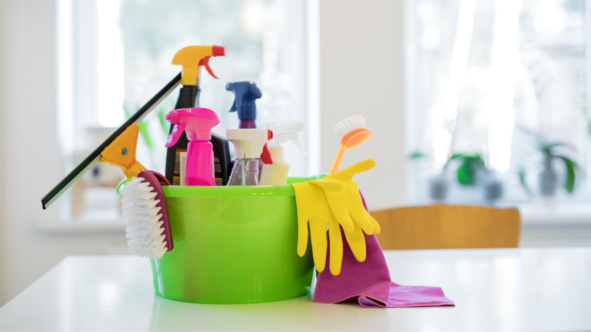 Importance of Regular Maintenance Cleaning for Homes and Commercial Spaces